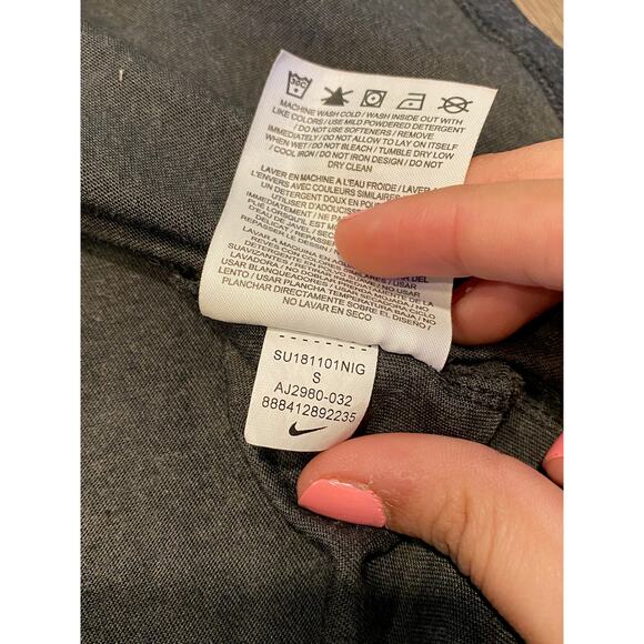 Nike Men’s Gray Athletic Cut T-Shirt Size Small - Picture 8 of 11